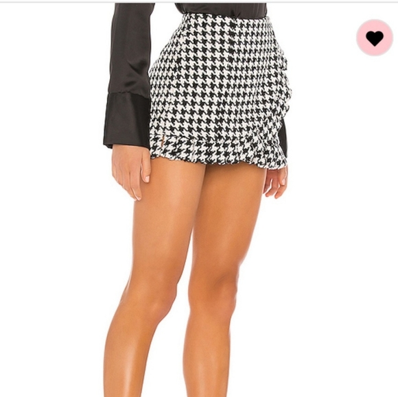 NWT Lovers + Friends Future Skort: Revolve, Camila Coelho, Work, Summer Fun Sexy - Picture 3 of 4